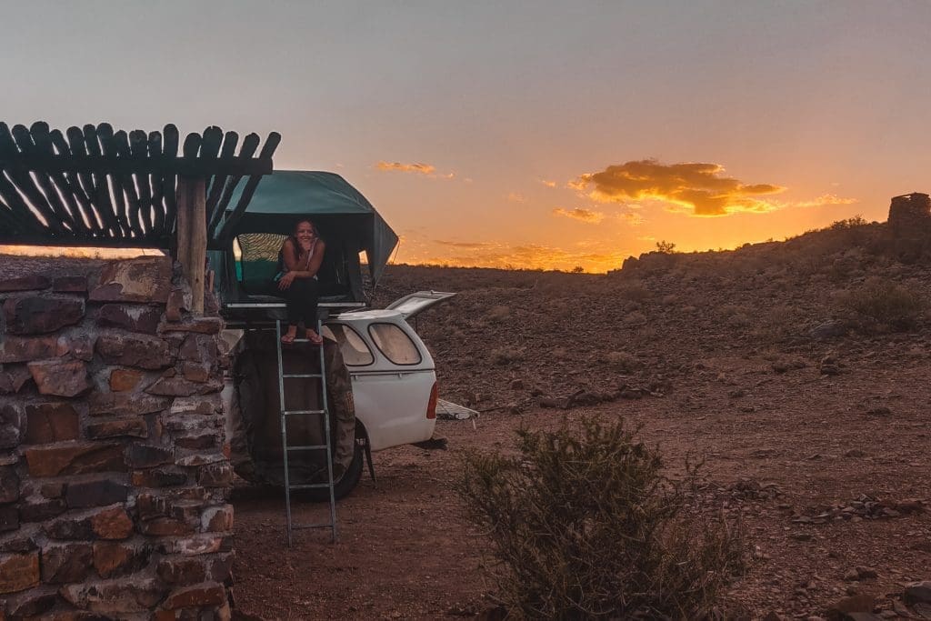 Rijden in Namibië | Driving in Namibia | The Orange Backpack