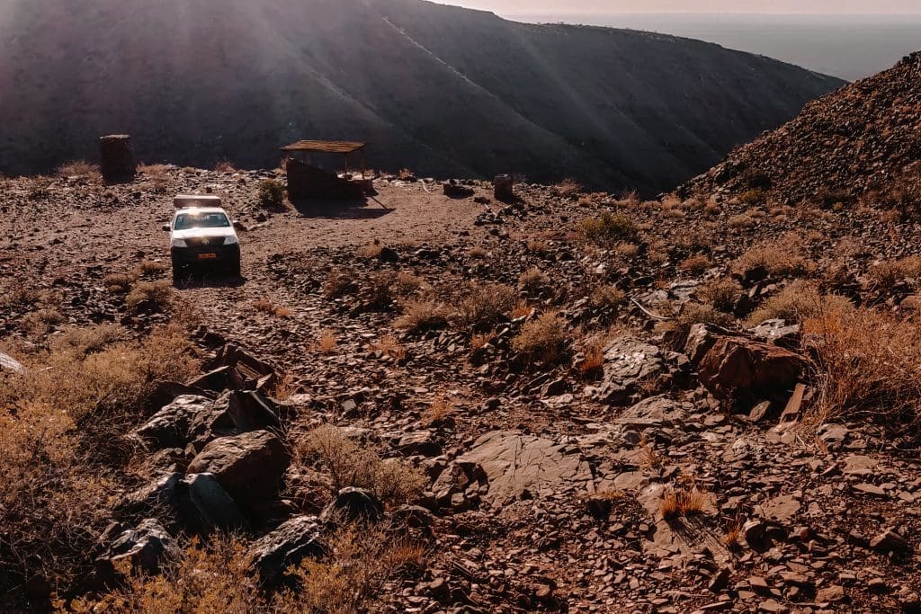 Rijden in Namibië | Driving in Namibia | The Orange Backpack