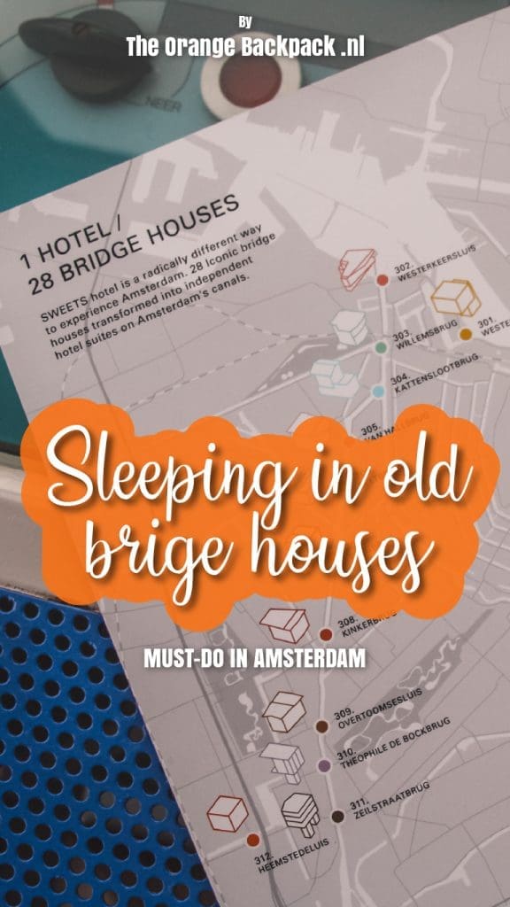 Bridge houses Amsterdam canals | Sweets Hotel Amsterdam (3)