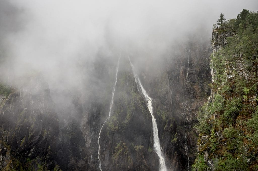 Europe Road Trip Norway Voringsfossen waterfall_Norway_Realcamplife
