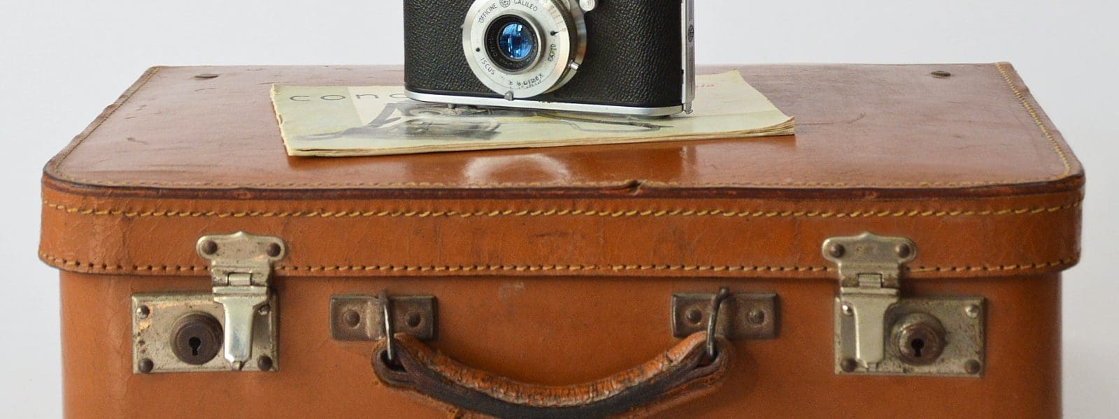 Packing like a minimalist: best minimalist travel backpack and travel gear