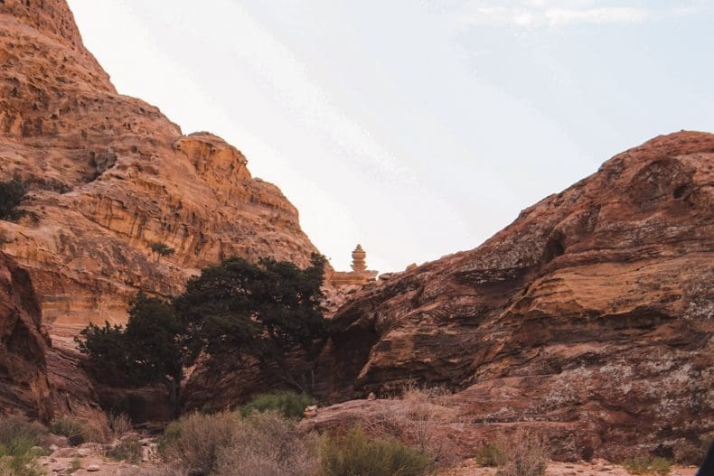 Petra Monastery backdoor | Jordan | Jordanië | The Orange Backpack