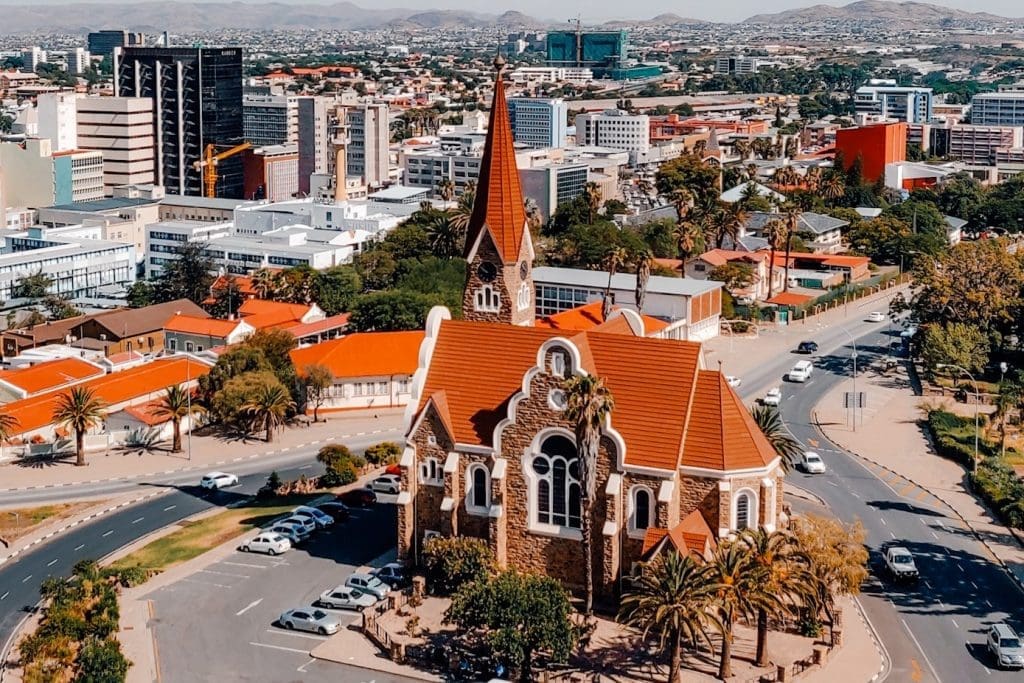 windhoek namibie bezienswaardigheden | rondreis namibie | The Orange Backpack
