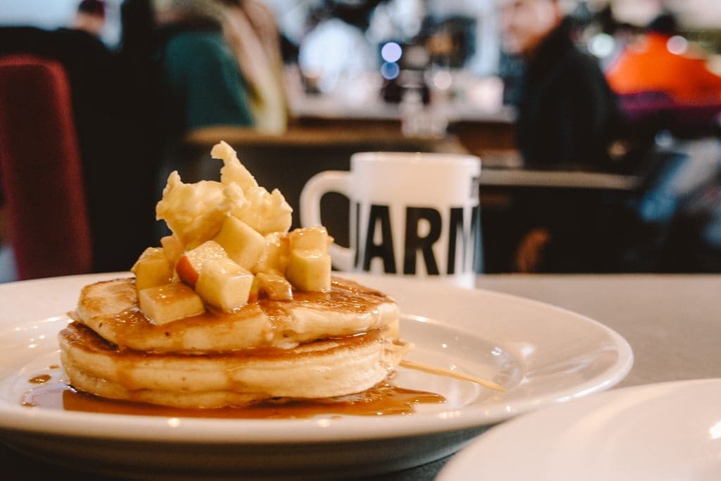 By Jarmusch | Pancakes | Ontbijt in Rotterdam | Breakfast in Rotterdam | Nederland | Netherlands | The Orange Backpack