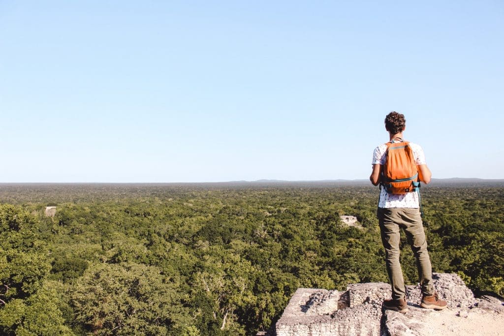 Calakmul in Yucatan, Mexico | Maya tempels | The Orange Backpack