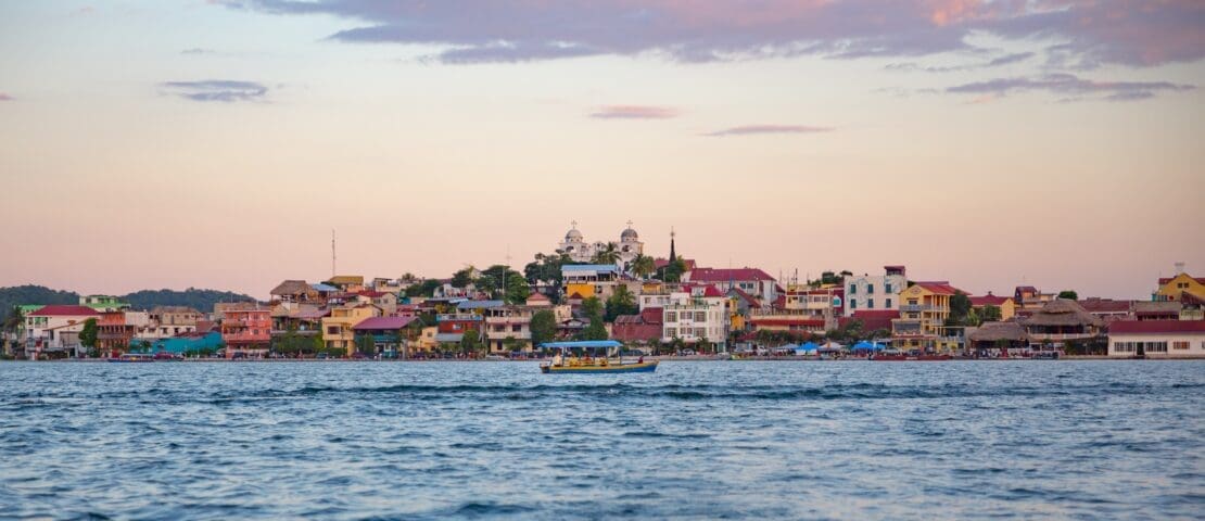 Isla de Flores Guatemala