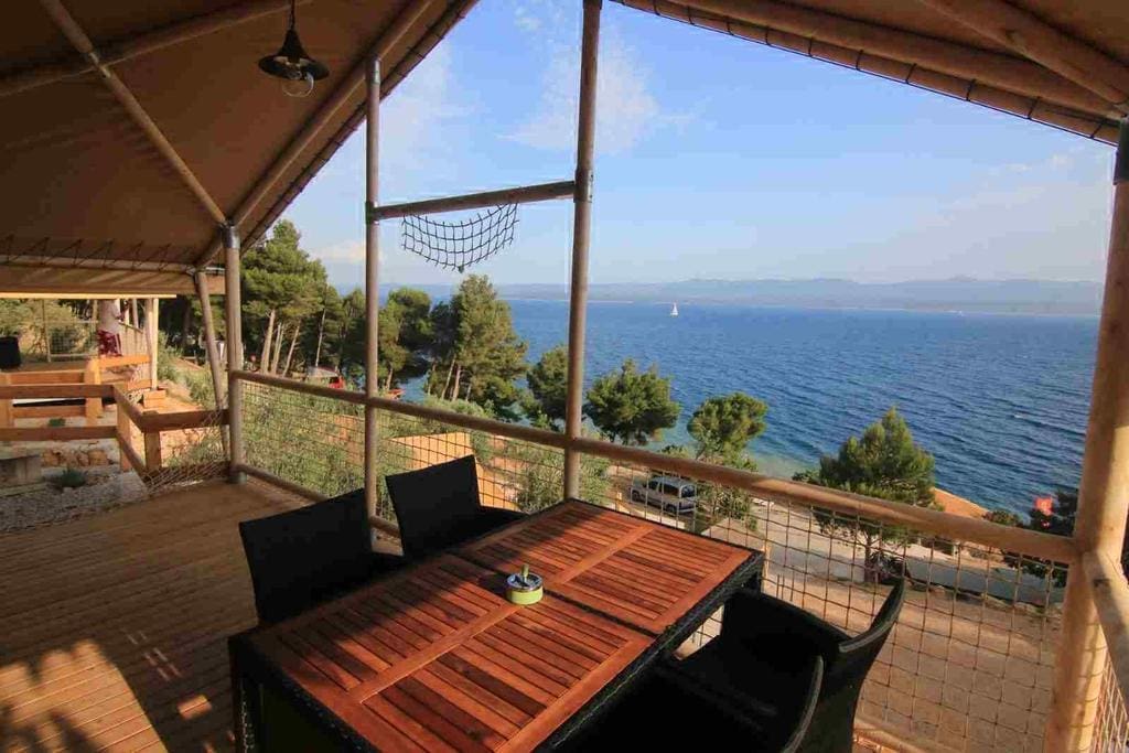 Glamping Aloa via Airbnb Kroatie
