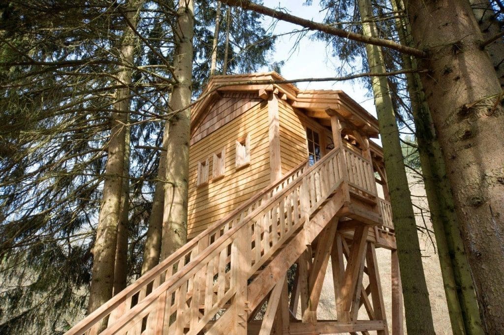 Les Cabanes de Rensiwez boomhut belgie