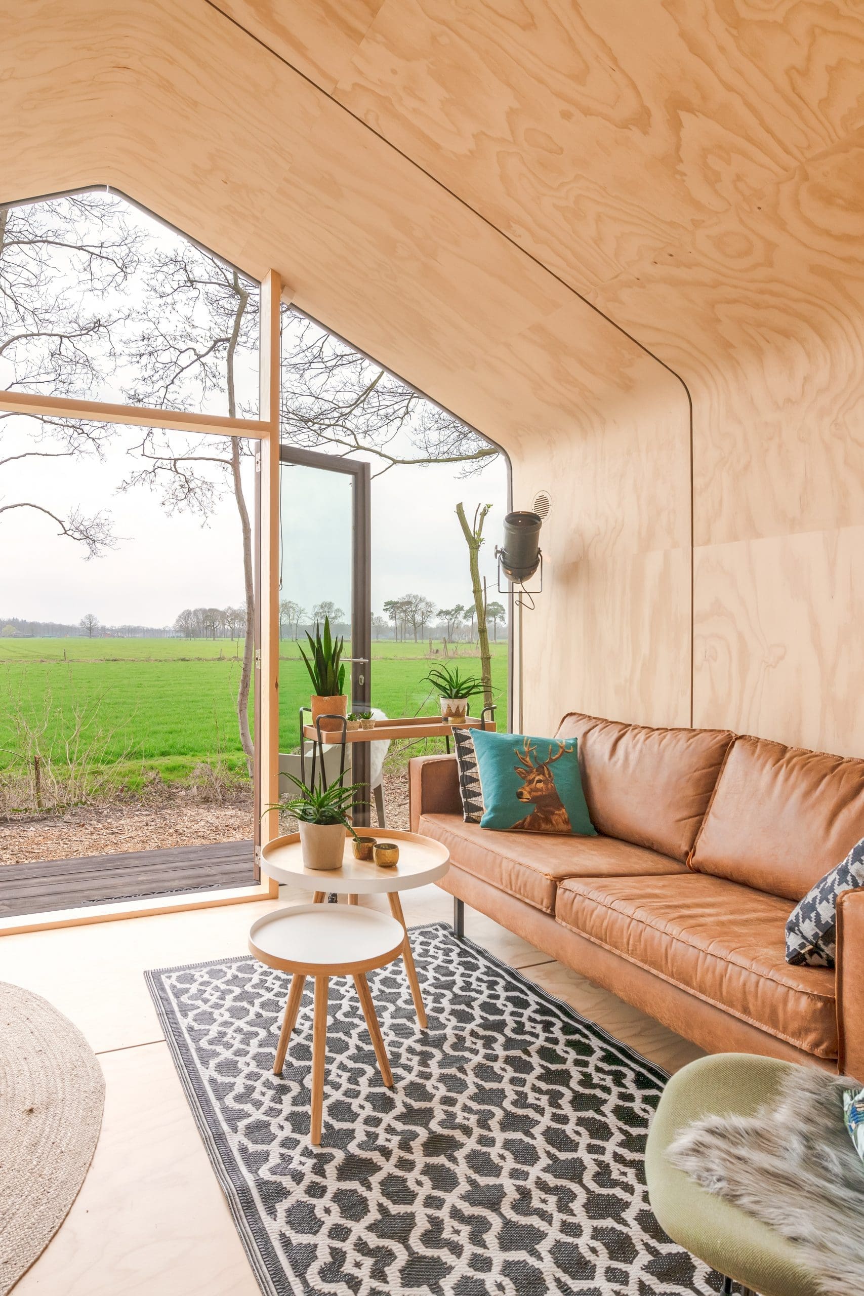 Wikkelhouse Huren: Overnachten In Duurzame Tiny Houses - The Orange ...