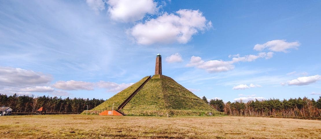 Pyramide van Austerlitz: uniek monument op Utrechtse Heuvelrug