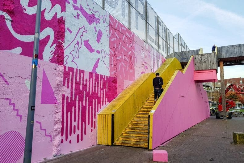 Pink wall Hofbogen | street art Rotterdam Netherlands by The Orang Backpack