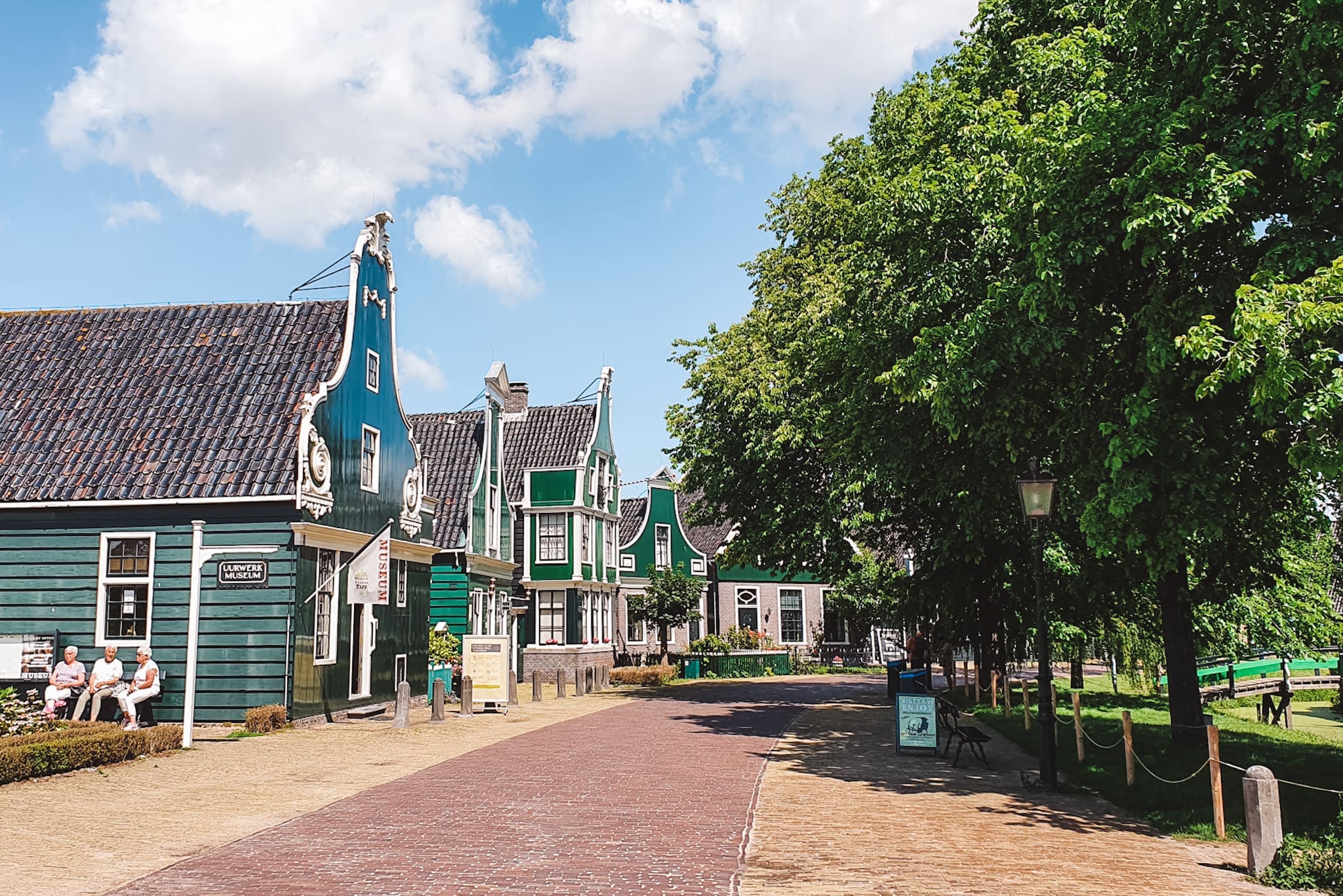 De Molens Van De Zaanse Schans Bezoeken (gratis!) - The Orange Backpack