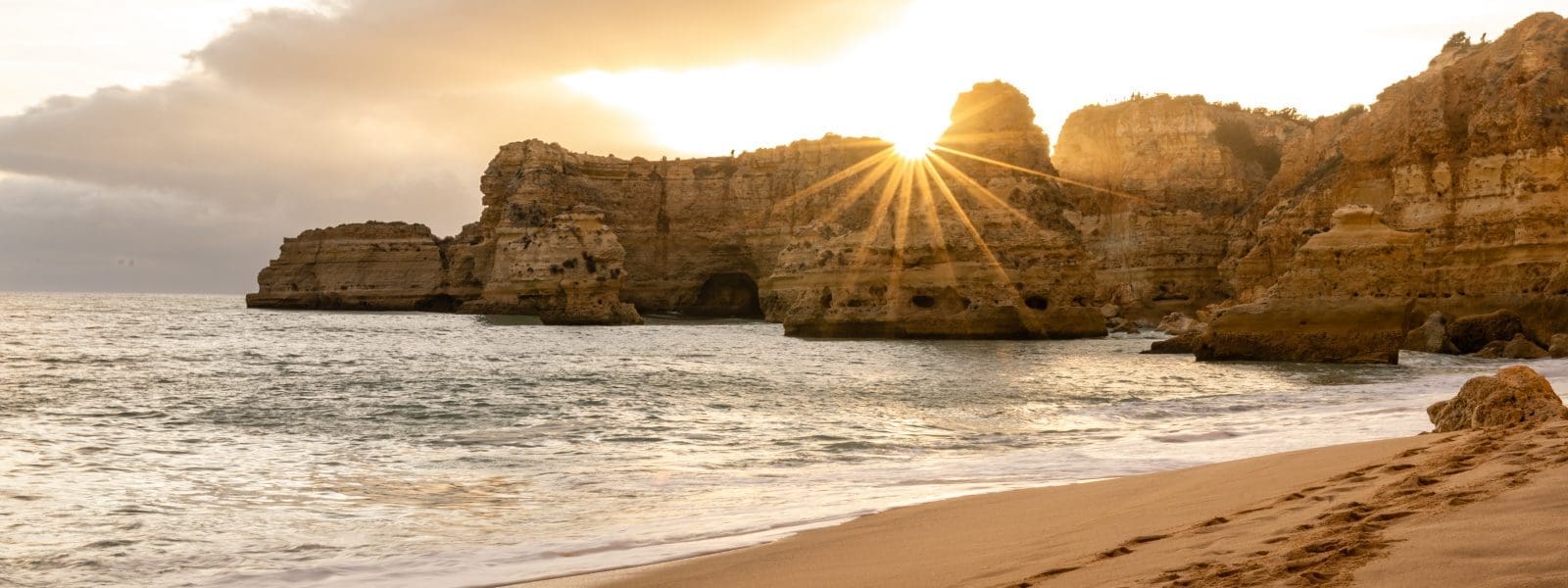 Praia da Marinha, mooiste strand van de Algarve