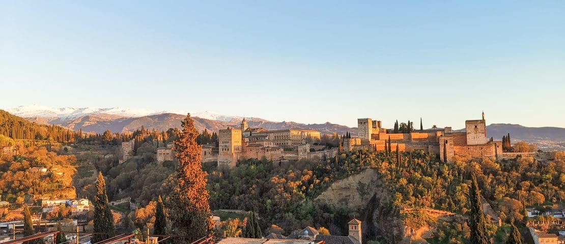 De 10 beste bezienswaardigheden van Granada in Spanje