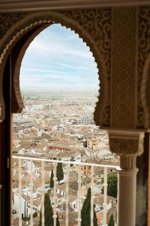 Alhambra Palace Hotel