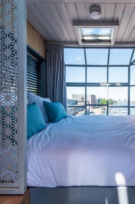 Amsterdam Crane Hotel
