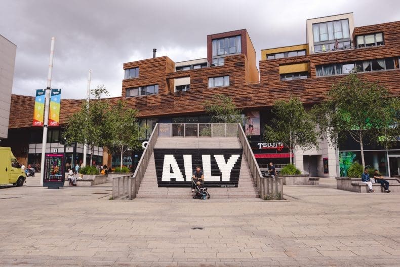 Almere Centrum Ally