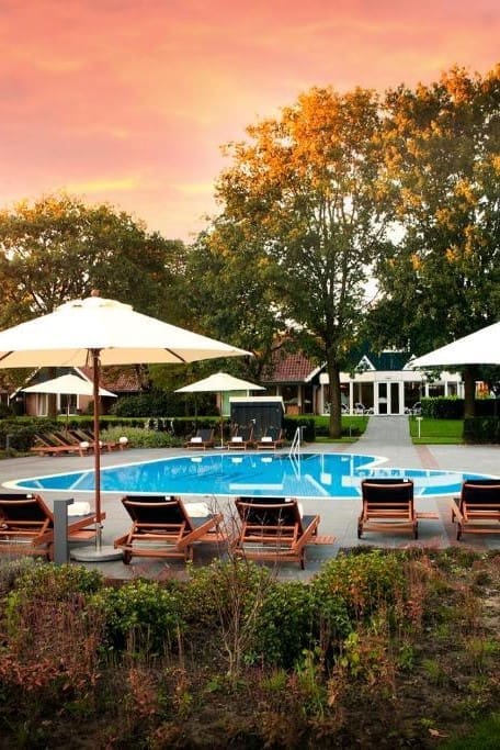 Parkhotel De Wiemsel met buitenzwembad