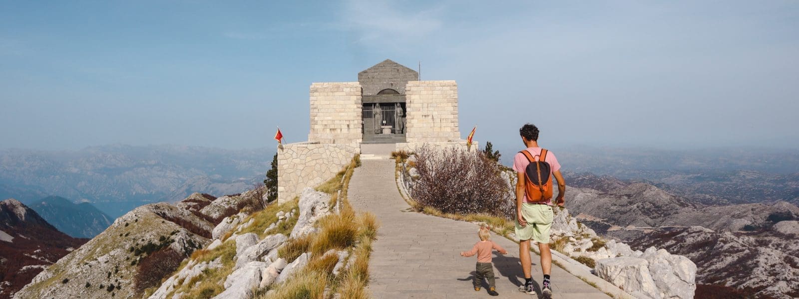 Het mausoleum in Lovćen Nationaal Park in Montenegro
