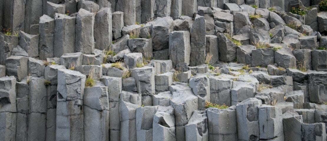 Vik Black Cliffs