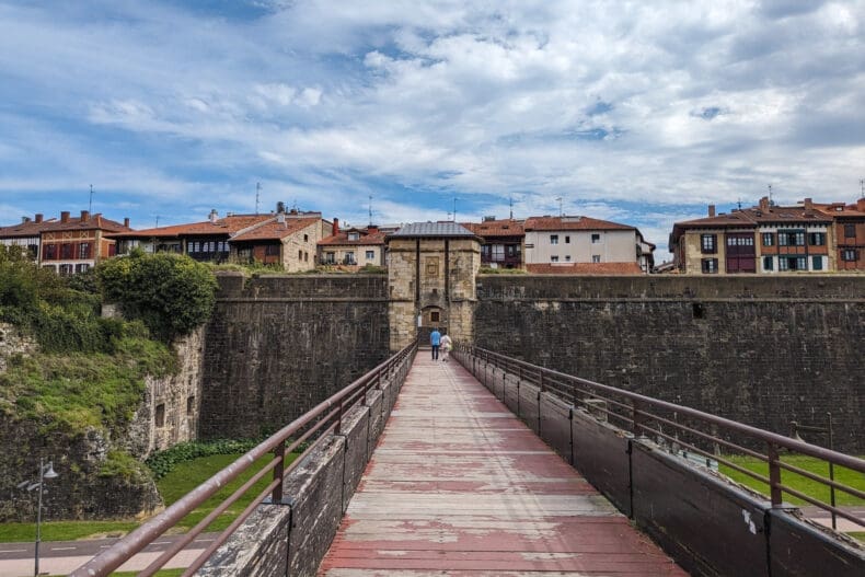 San Nicolas Gate