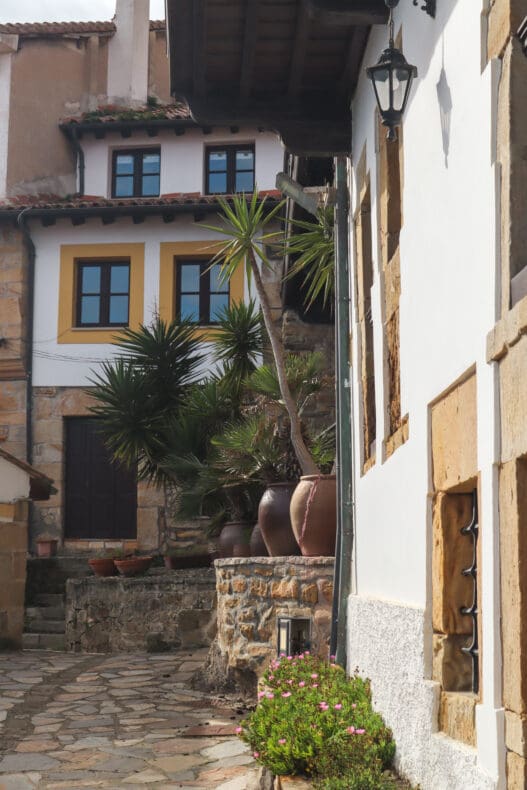 Lastres