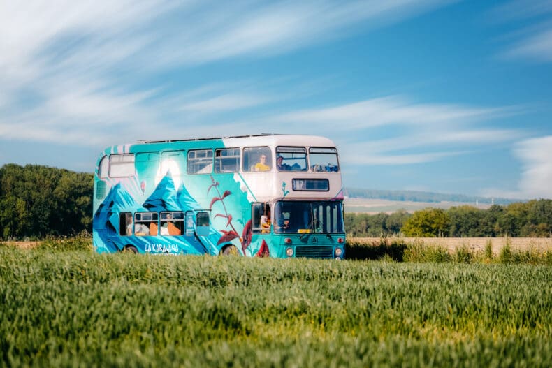 La Karavana Hostelbus