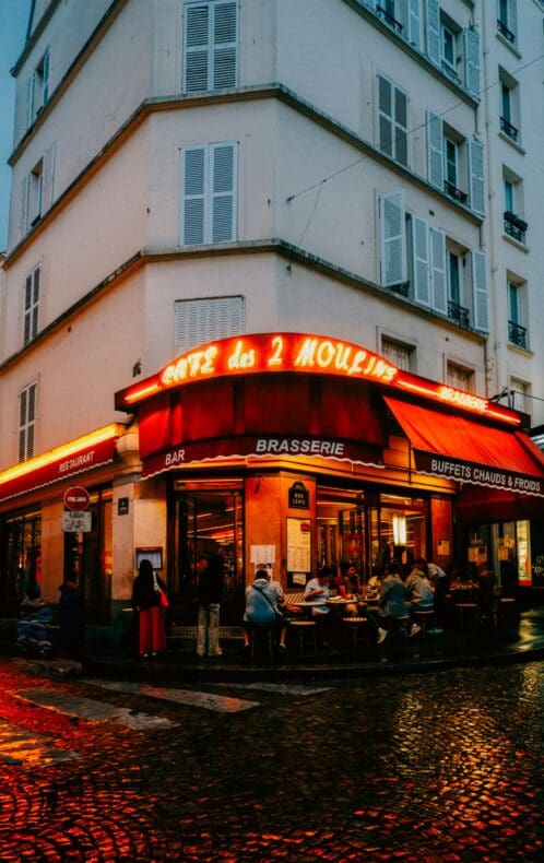 Montmartre Cafe Des 2 Moulins