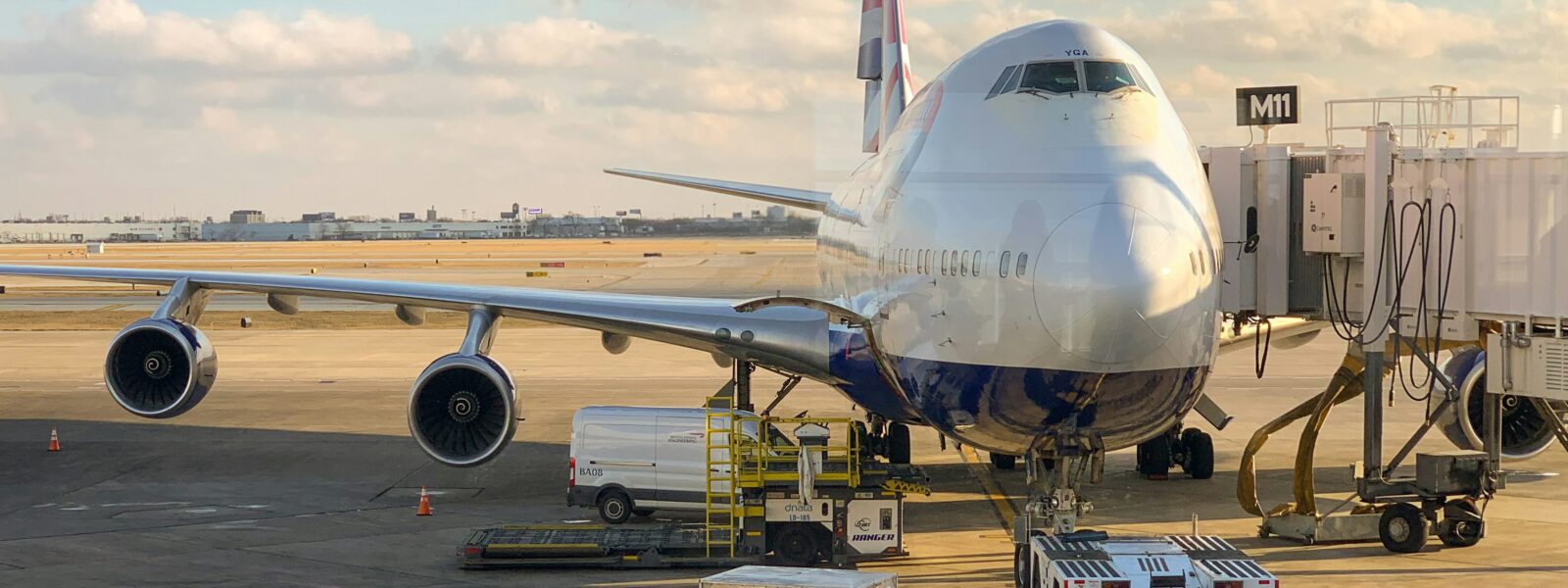 Wat mag mee in het vliegtuig? De handbagageregels op Schiphol uitgelegd