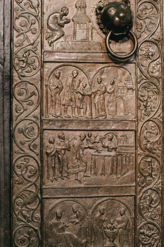 Gniezno Doors